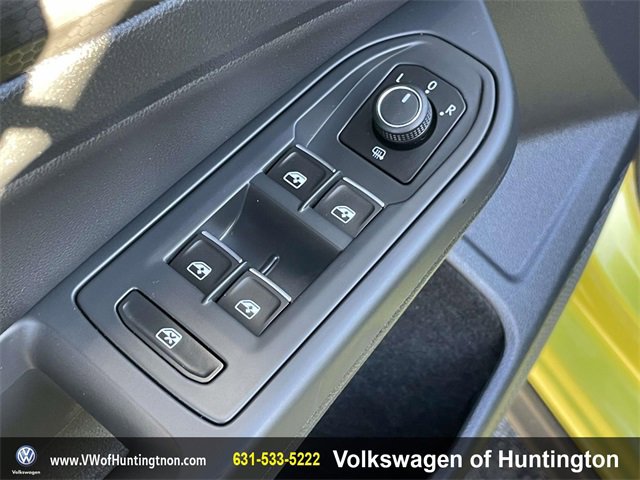 Certified 2022 Volkswagen GTI Autobahn image 18