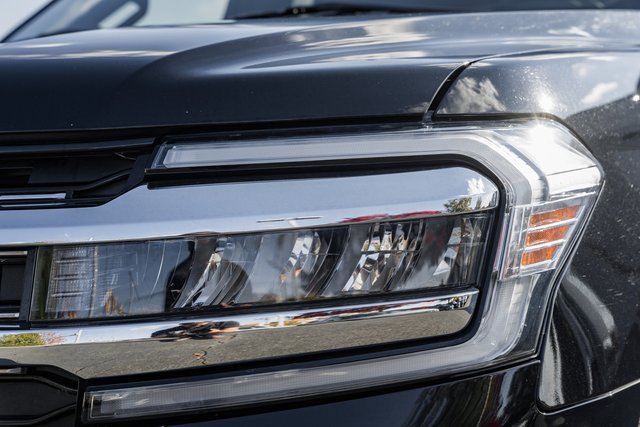 Used 2023 Ford Expedition Max Limited image 15