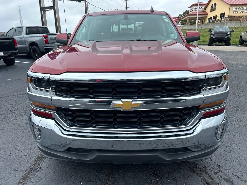 Used 2018 Chevrolet Silverado 1500 LT w/ All Star Edition RWD image 2