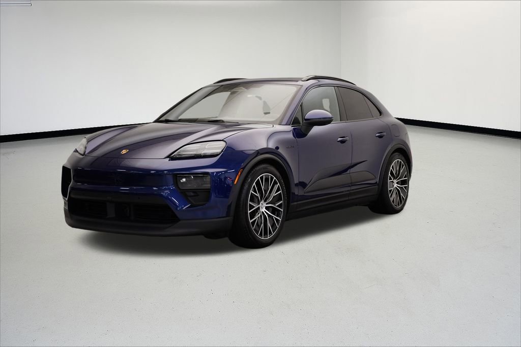 Used 2025 Porsche Macan 4S Electric image 1