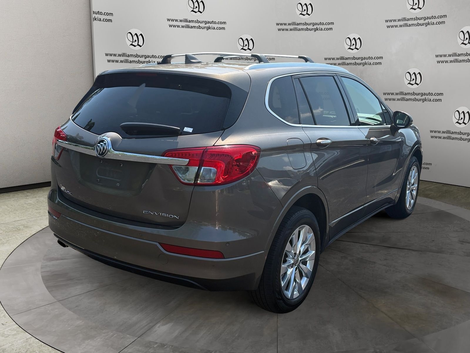 Used 2017 Buick Envision Essence w/ LPO, Cargo Package FWD image 5