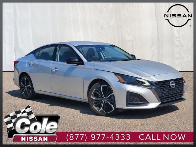 Used 2023 Nissan Altima 2.5 SR