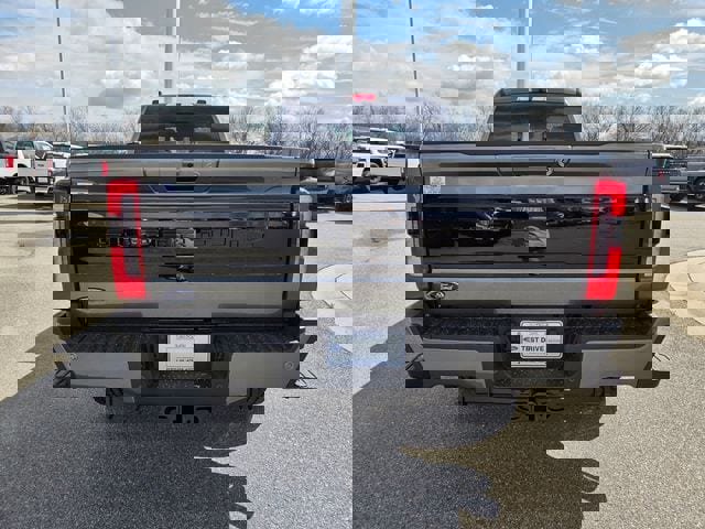 New 2026 Ford F350 Platinum w/ FX4 Off-Road Package image 41