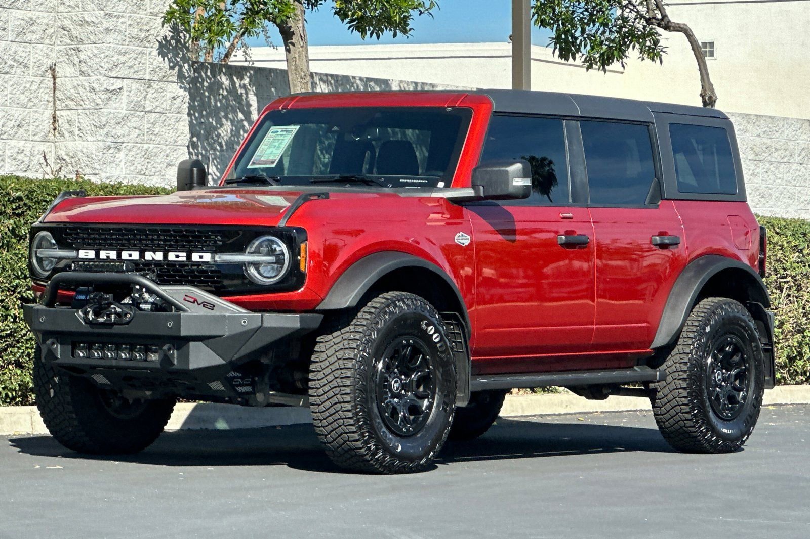 Used 2023 Ford Bronco Wildtrak image 8