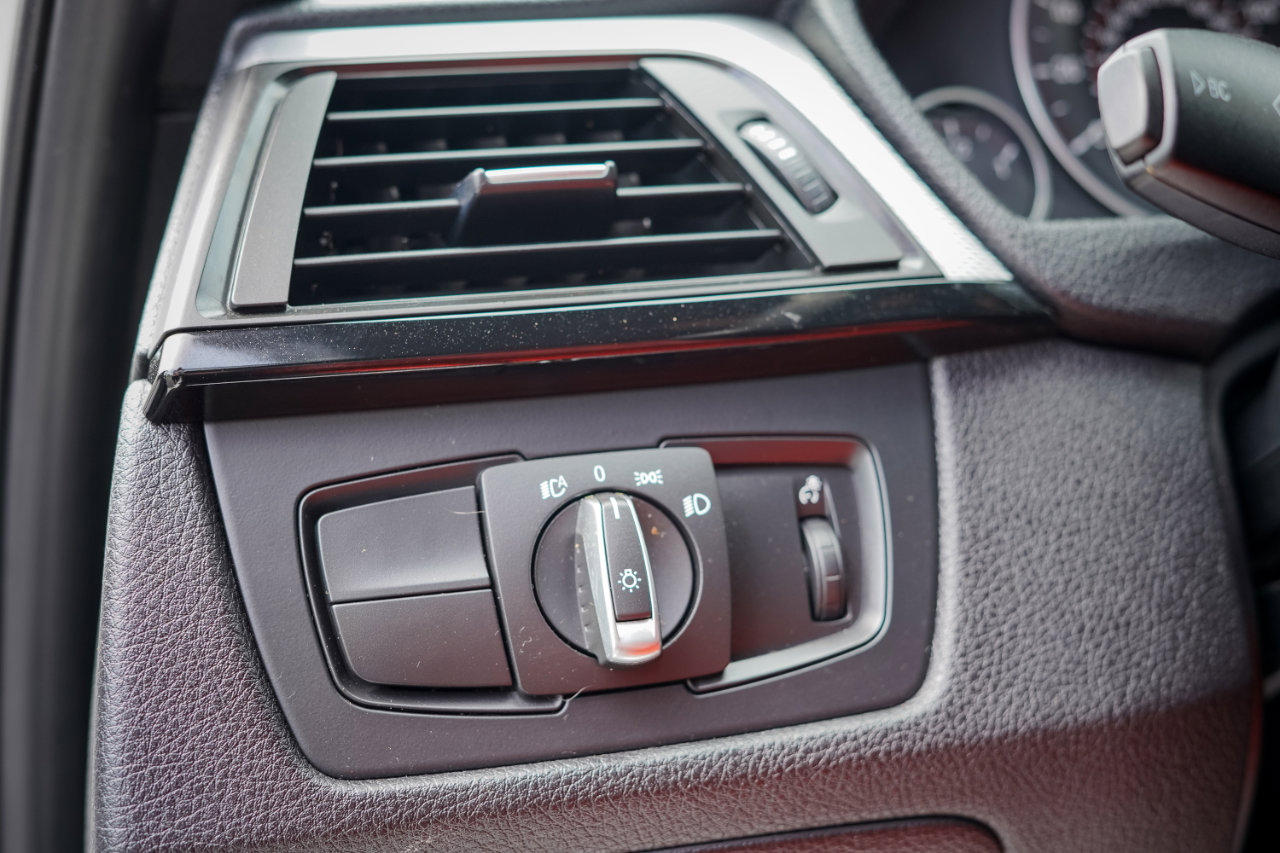 Used 2013 BMW 328i Sedan image 15