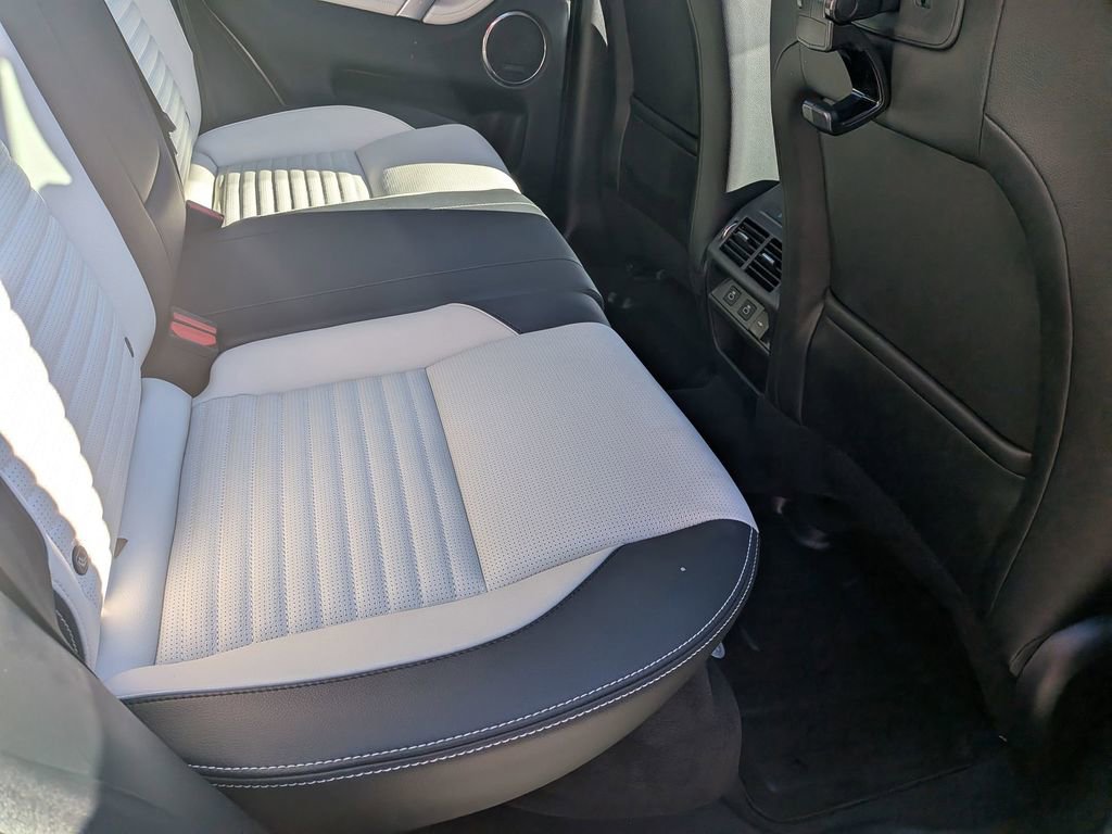 Used 2024 Land Rover Discovery Sport Dynamic SE image 26