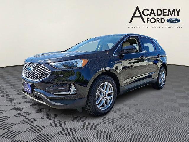 Certified 2024 Ford Edge SEL w/ Convenience Package AWD/4WD image 3