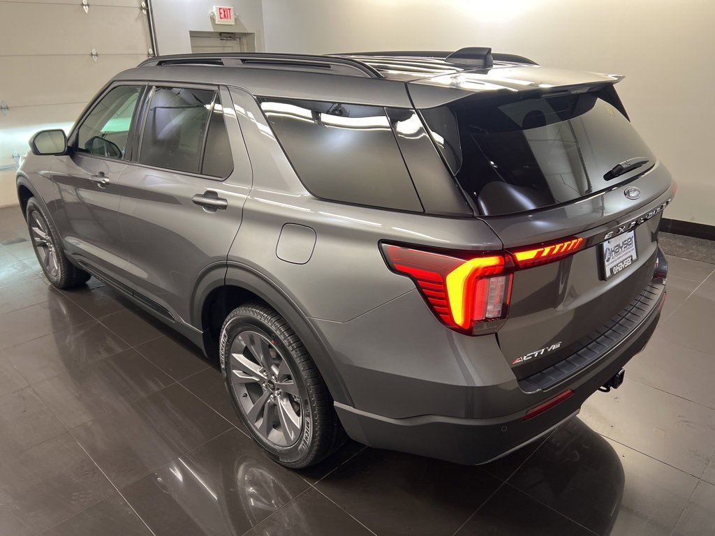 New 2026 Ford Explorer Active w/ Active Comfort Package image 4