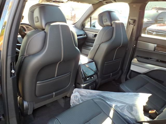 New 2026 Cadillac Vistiq Sport image 14