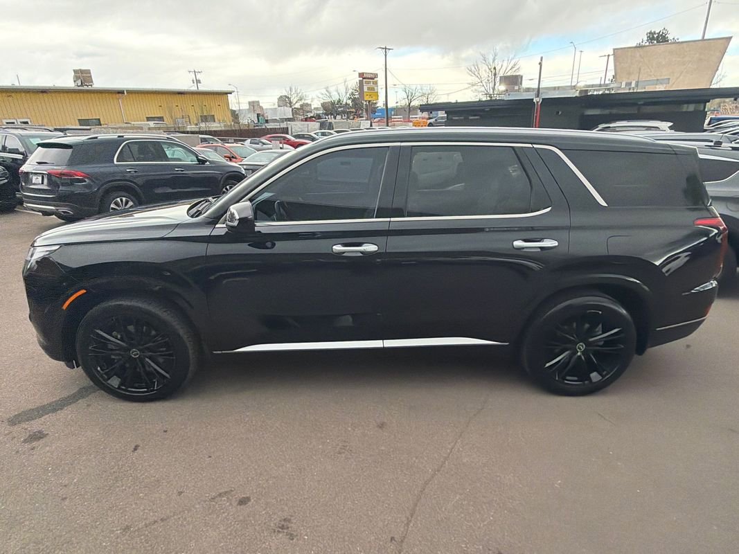 Used 2022 Hyundai Palisade Limited w/ Cargo Package image 4