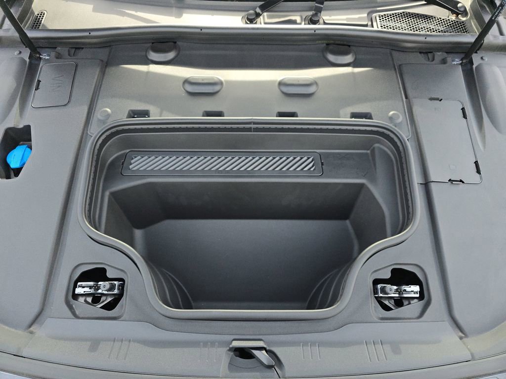 Certified 2025 Audi A6 e-tron Premium Plus w/ Premium Plus image 31