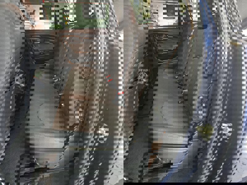 Used 2010 Chevrolet Traverse LT w/ Personal Connectivity Package image 12