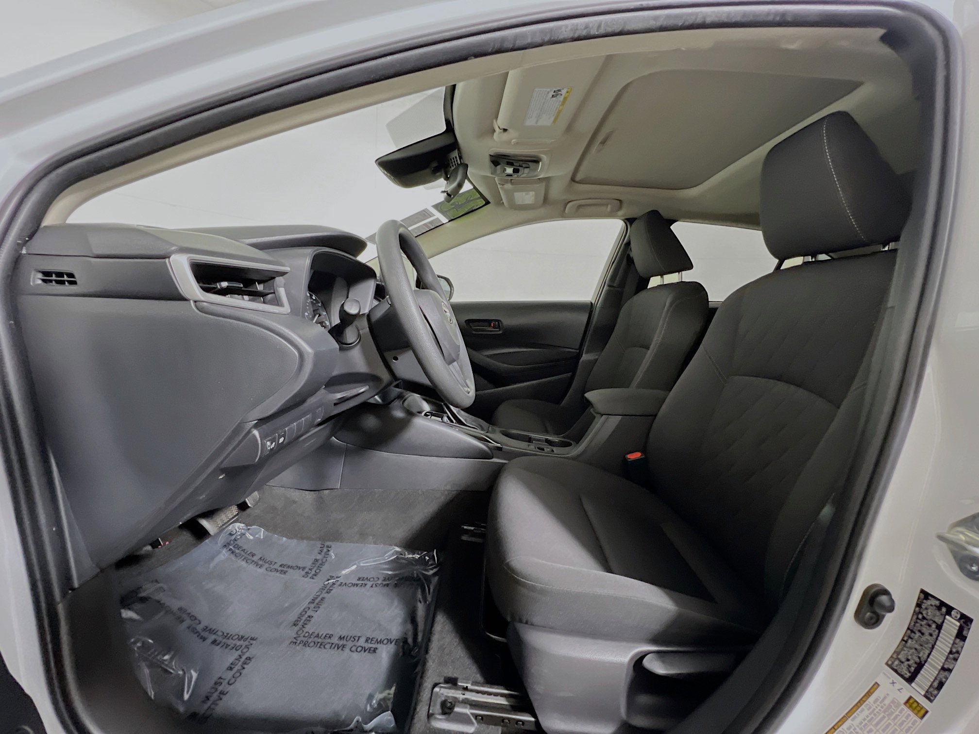 Used 2023 Toyota Corolla LE w/ LE Premium Package image 15