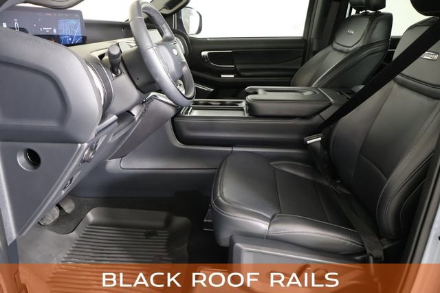 Used 2025 Ford Expedition Platinum w/ Stealth Appearance Package image 26