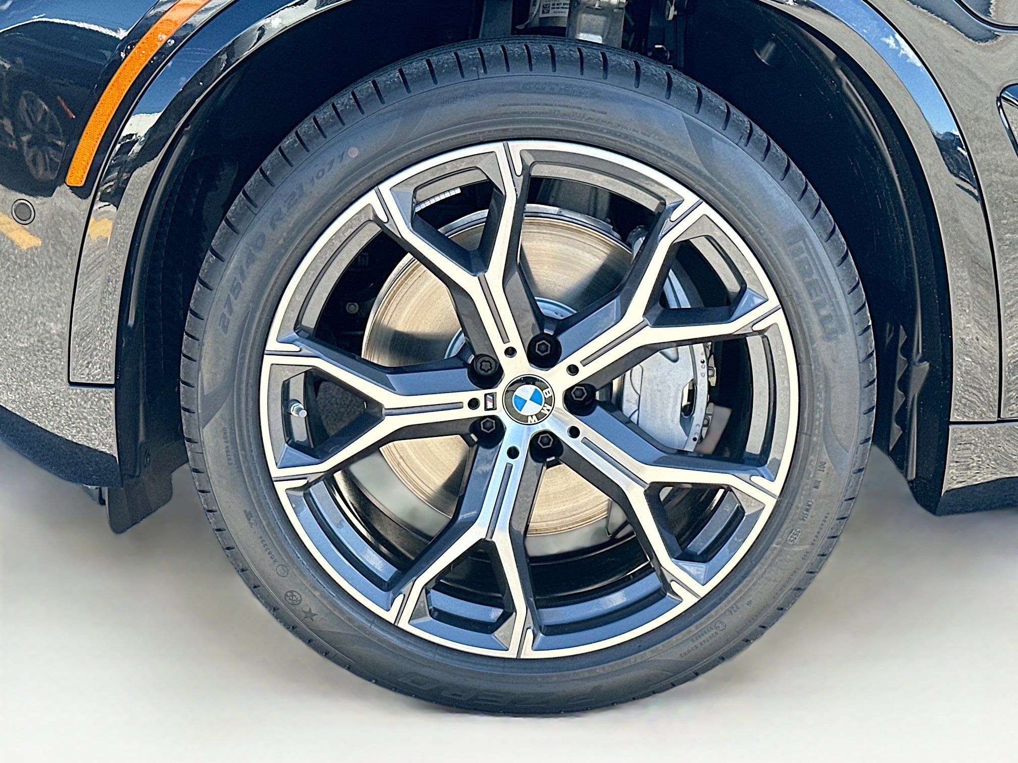 Used 2026 BMW X5 xDrive50e w/ M Sport Package image 26