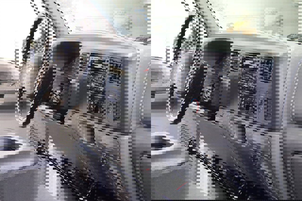 Used 2002 Ford F250 XLT image 78