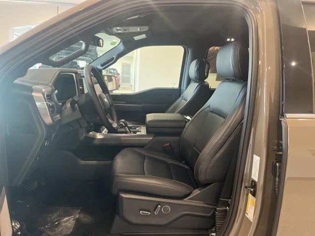 New 2025 Ford F150 Lariat w/ Equipment Group 502A High image 10