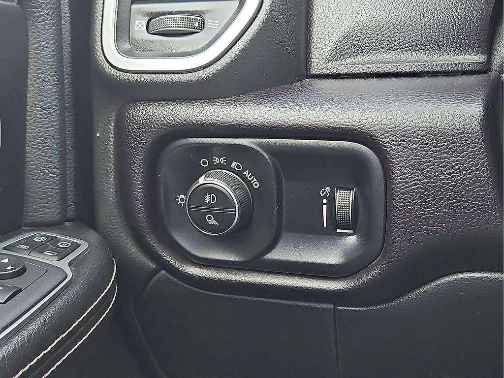 Used 2023 RAM 3500 Big Horn w/ Level 1 Equipment Group image 15