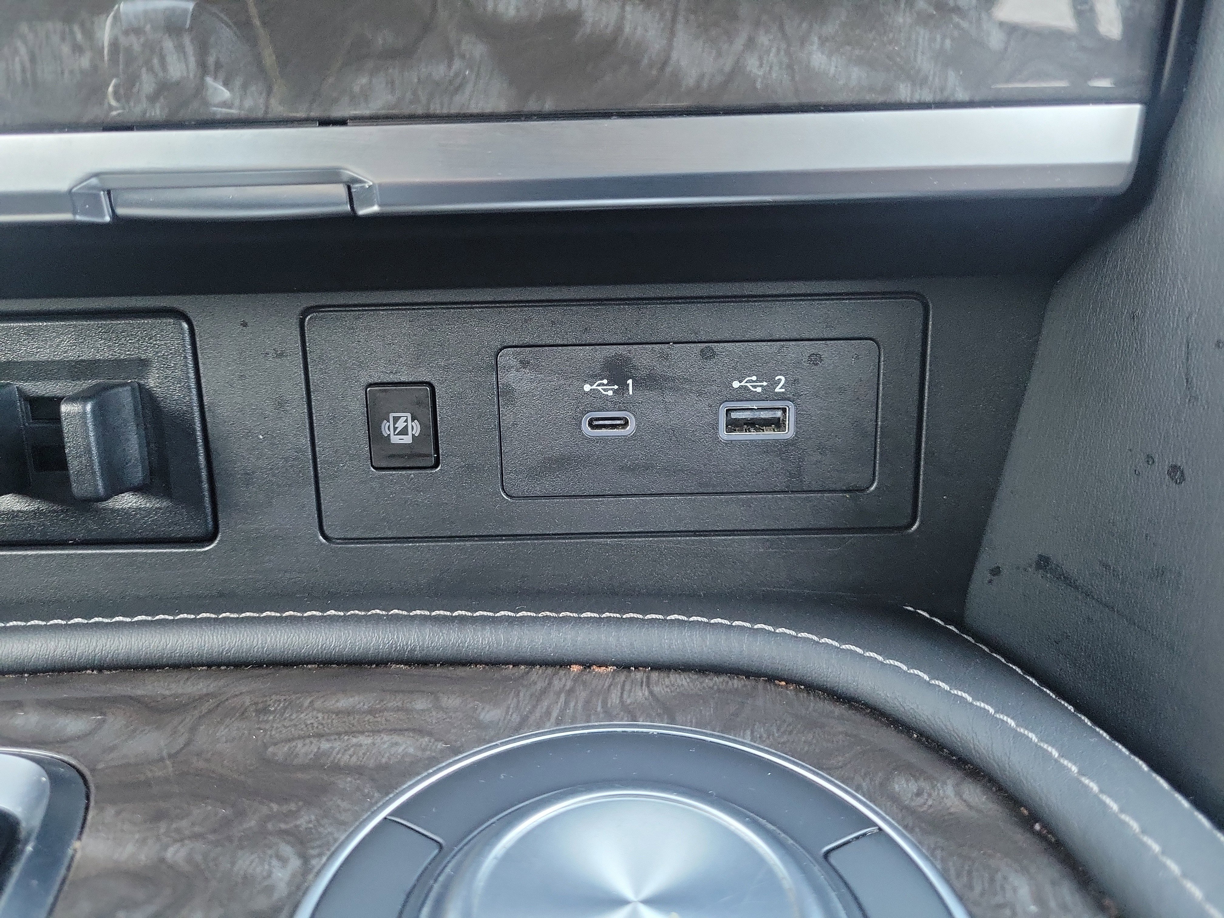 Certified 2023 Nissan Armada Platinum w/ Cargo Package image 30