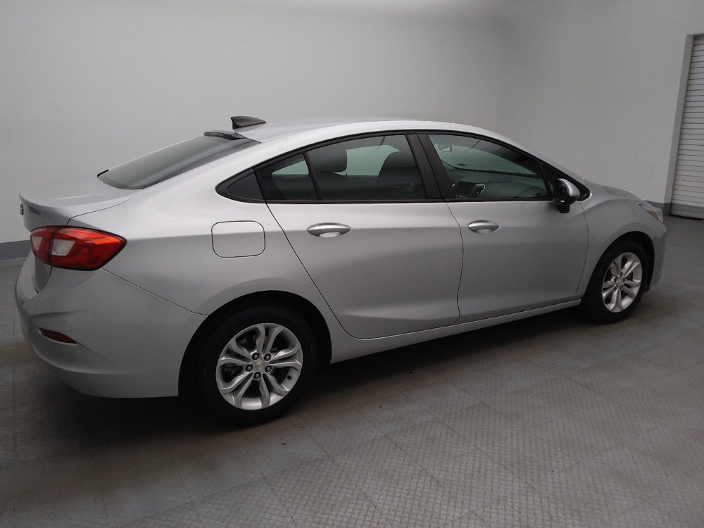 Used 2019 Chevrolet Cruze LS w/ LS Convenience Package FWD image 10