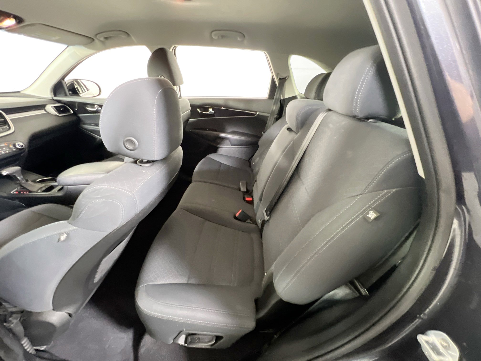 Used 2019 Kia Sorento LX image 22