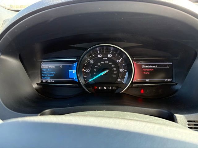 Used 2017 Ford Explorer XLT w/ Equipment Group 202A image 21