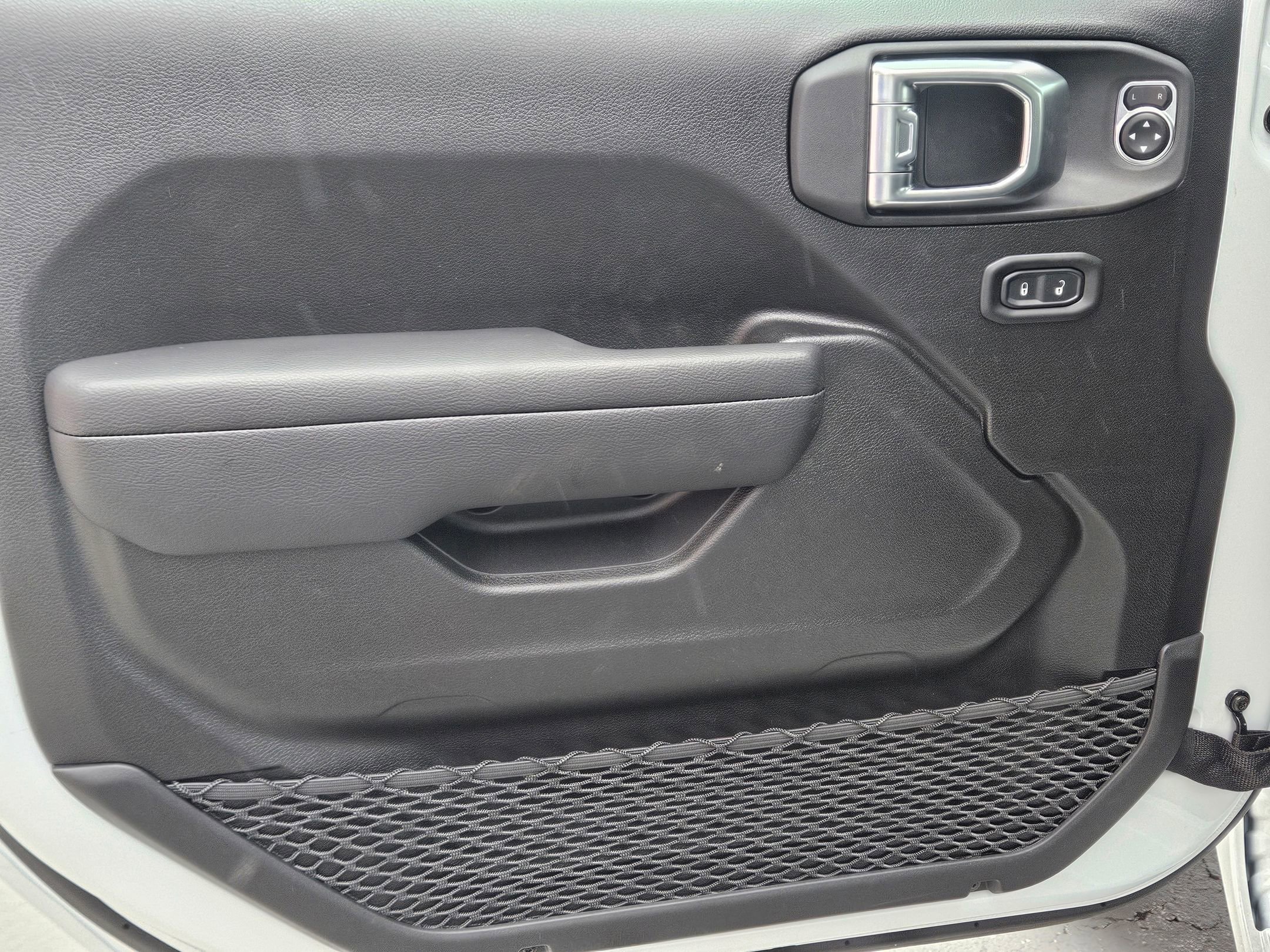 New 2026 Jeep Gladiator Sport image 16