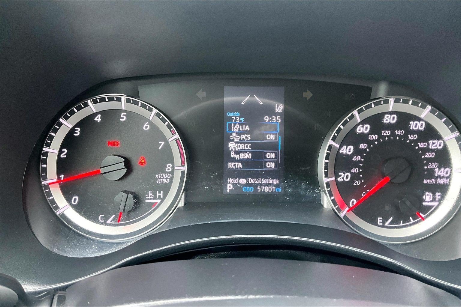 Used 2021 Toyota Highlander LE AWD/4WD image 19