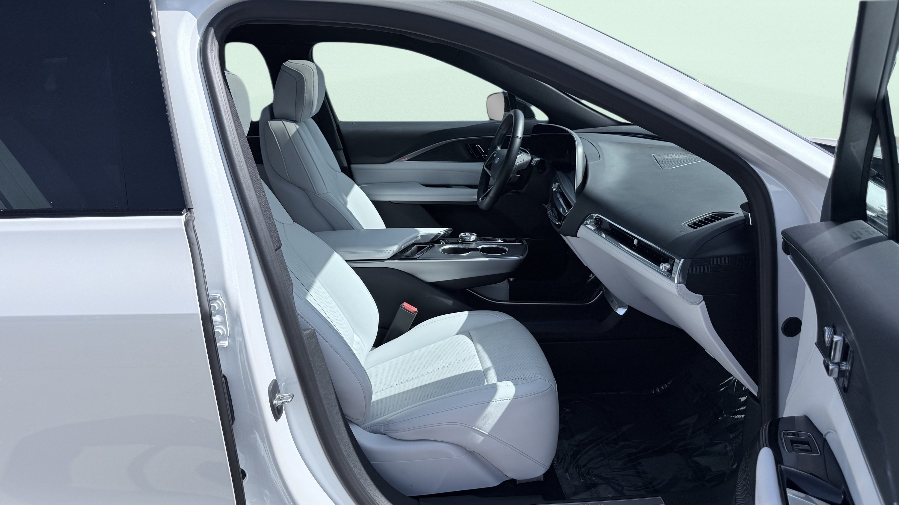 Used 2024 Cadillac Lyriq Luxury RWD image 58