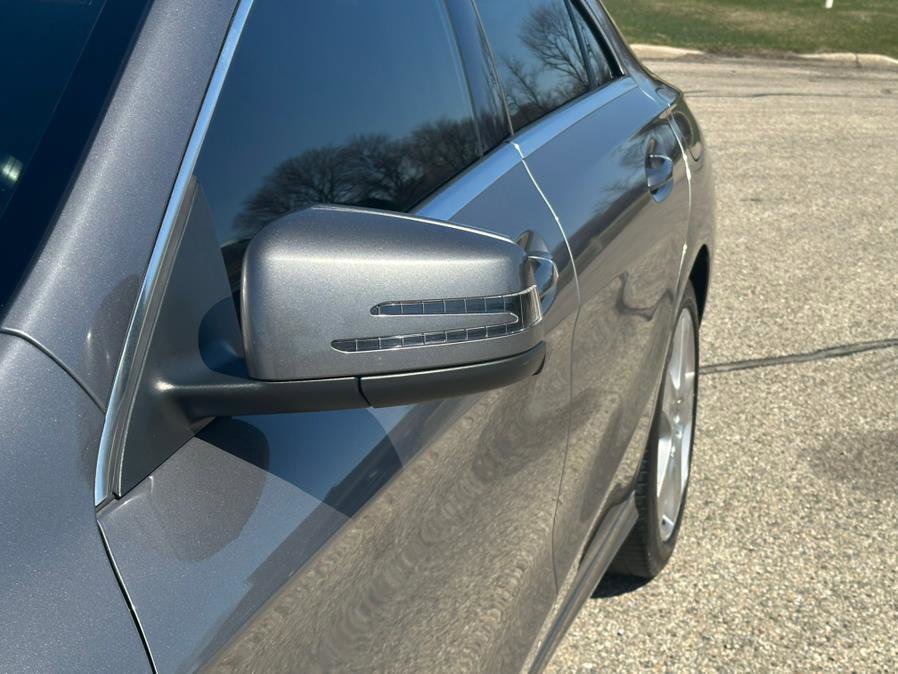 Used 2015 Mercedes-Benz CLA 250 4MATIC image 11