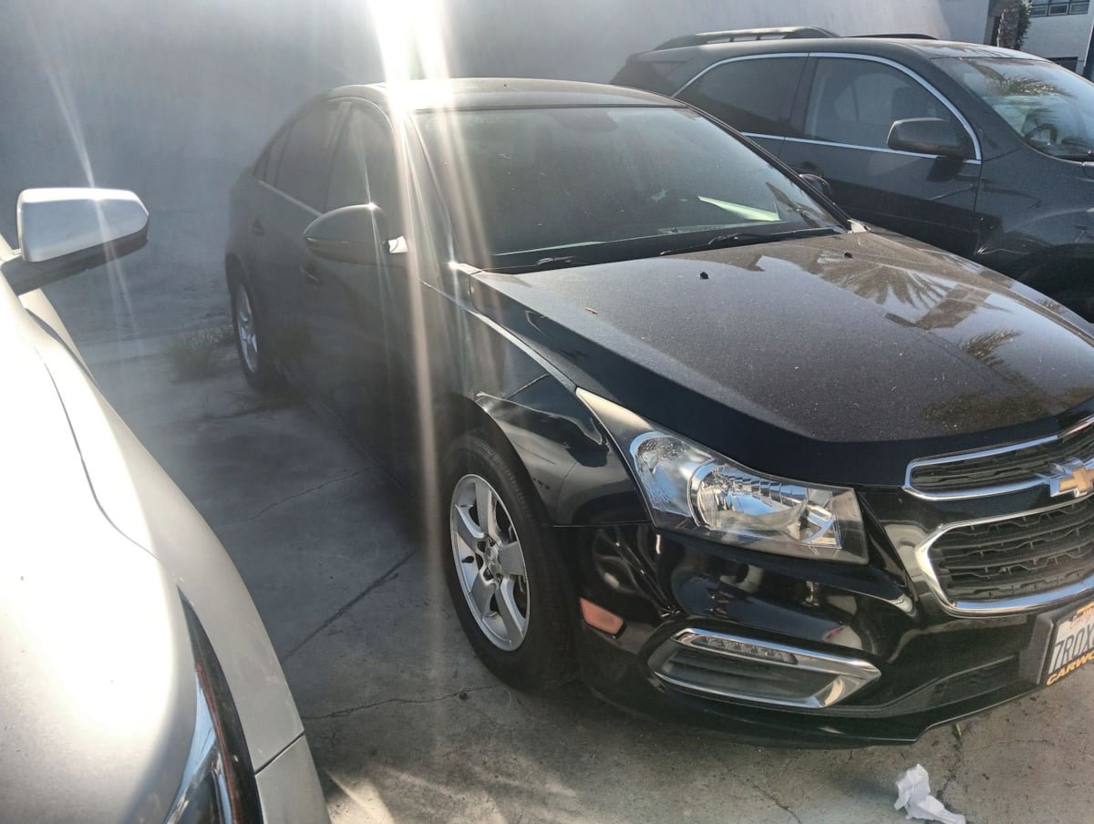 Used 2016 Chevrolet Cruze LT FWD image 1