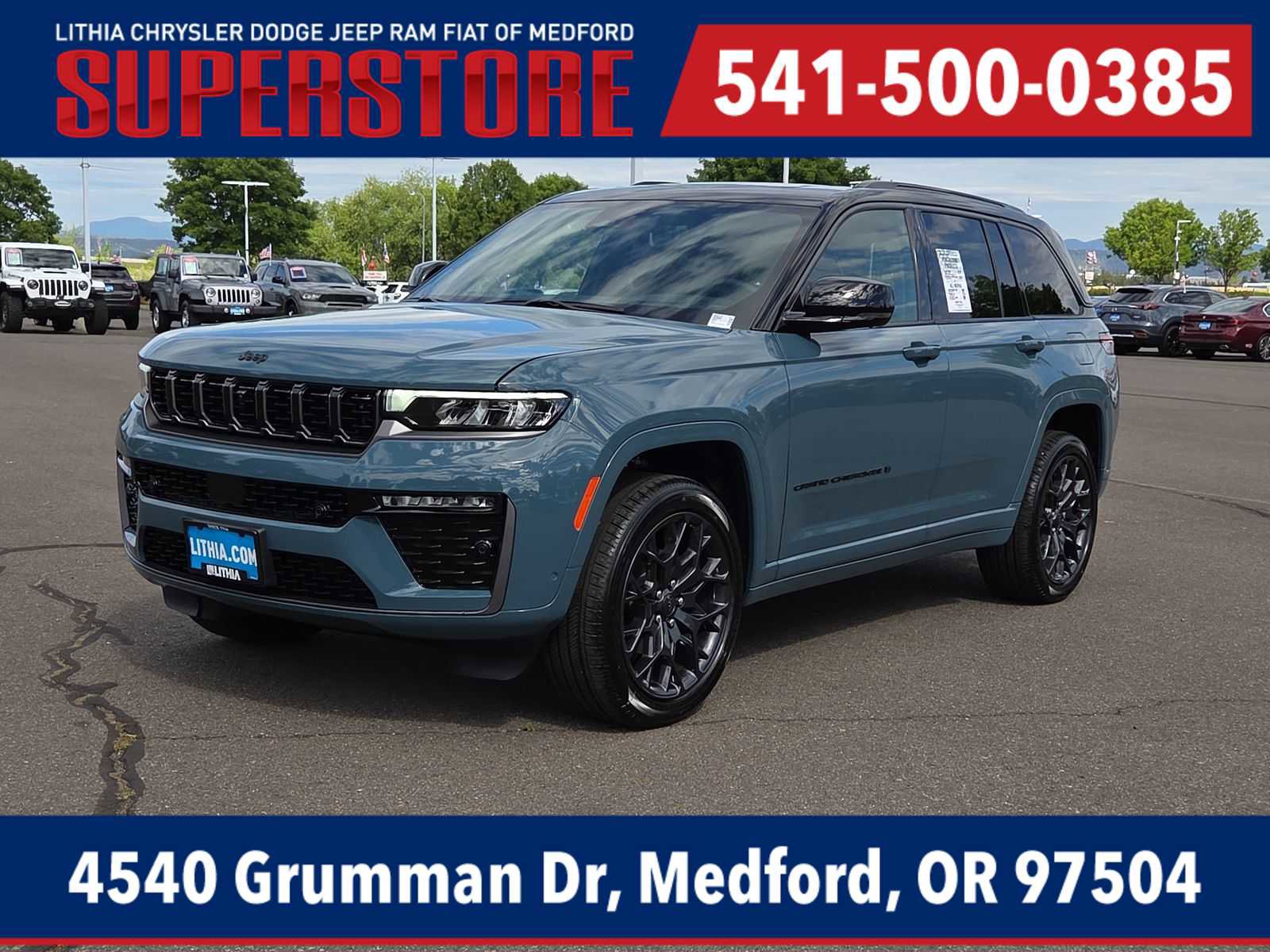 New 2026 Jeep Grand Cherokee Summit AWD/4WD image 1
