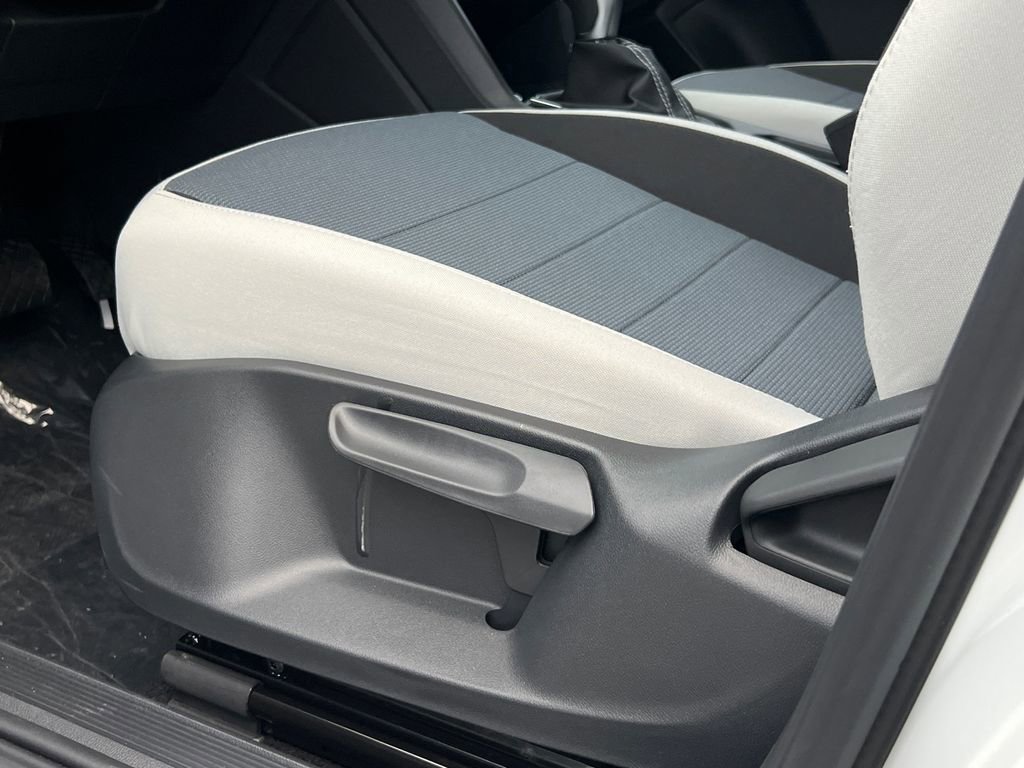 New 2026 Volkswagen Taos S image 19