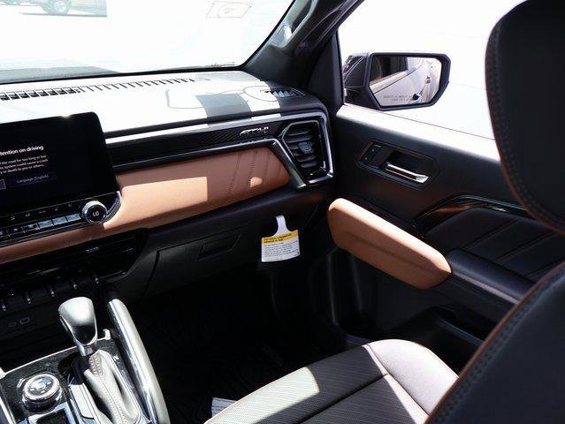 New 2025 GMC Canyon AT4 w/ Nightfall Edition image 14