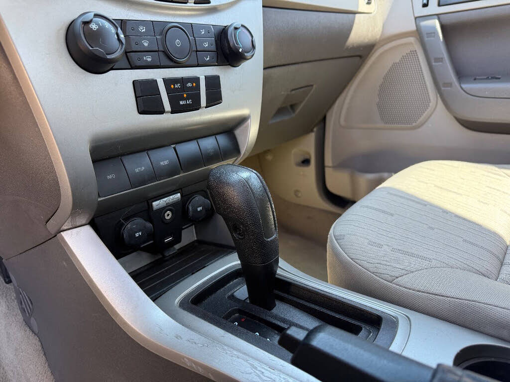Used 2008 Ford Focus SE image 20