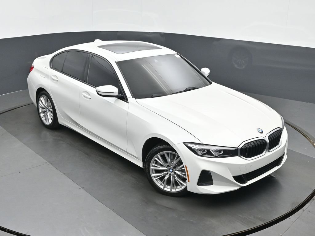 Used 2023 BMW 330i xDrive Sedan w/ Driving Assistance Package AWD/4WD image 33