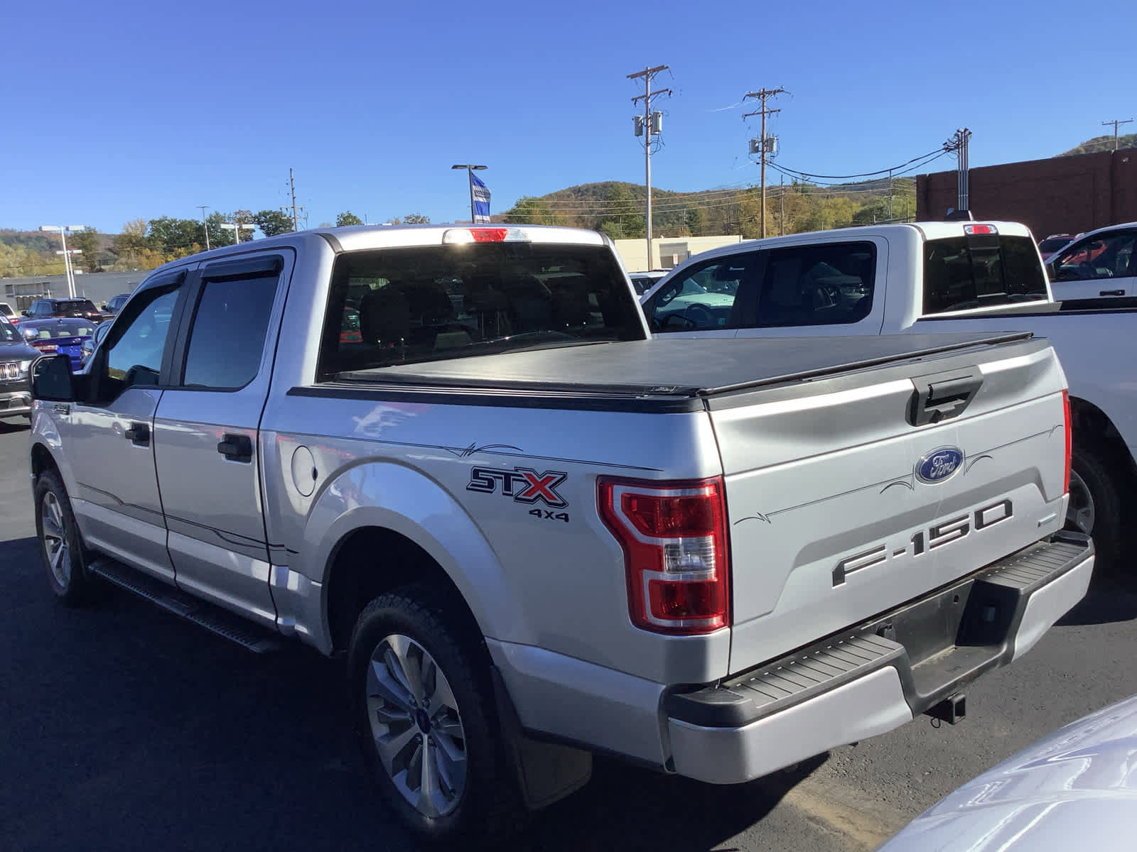 Used 2018 Ford F150 XL w/ Equipment Group 101A Mid AWD/4WD image 4