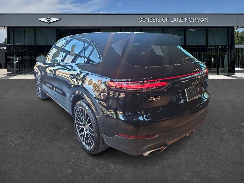 Used 2022 Porsche Cayenne image 5