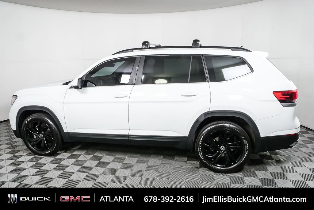 Used 2023 Volkswagen Atlas SE image 2