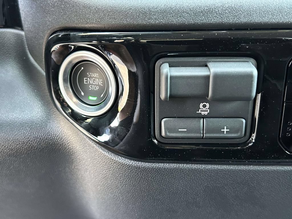 New 2026 Chevrolet Silverado 1500 RST w/ RST Select Package AWD/4WD image 21