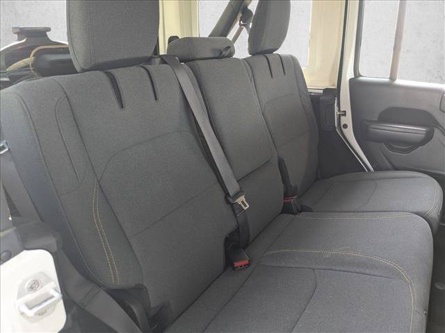 Used 2024 Jeep Wrangler Unlimited AWD/4WD image 19