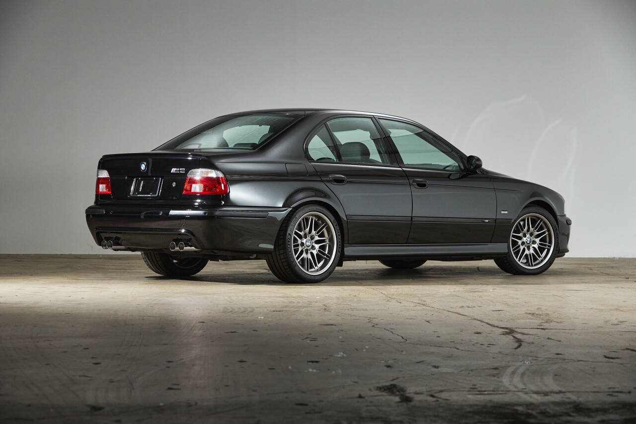Used 2003 BMW M5 RWD image 5