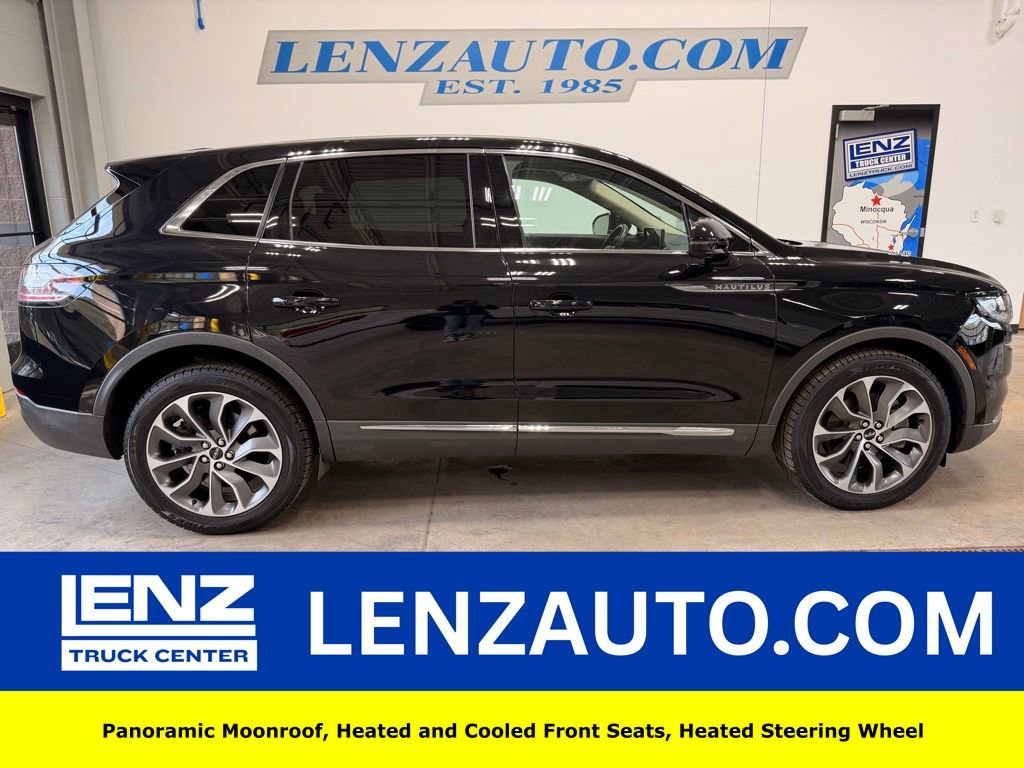 Used 2023 Lincoln Nautilus Reserve AWD/4WD image 1