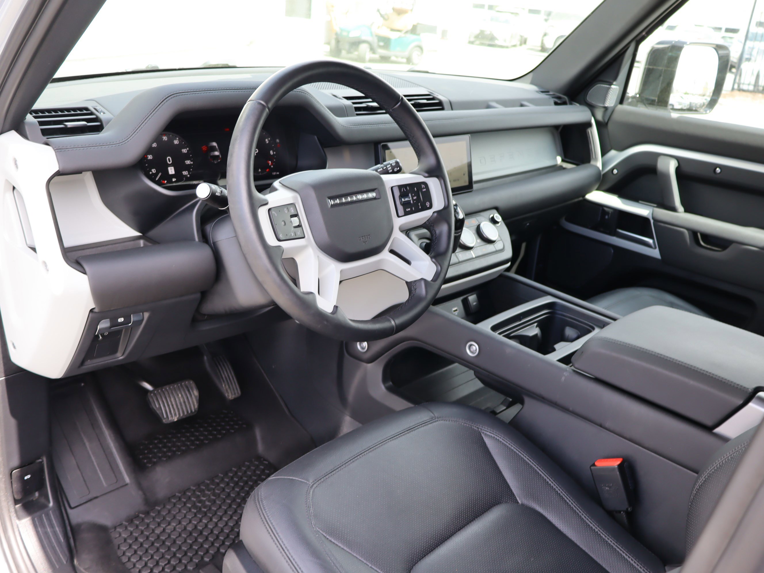 Used 2024 Land Rover Defender 90 S AWD/4WD image 12