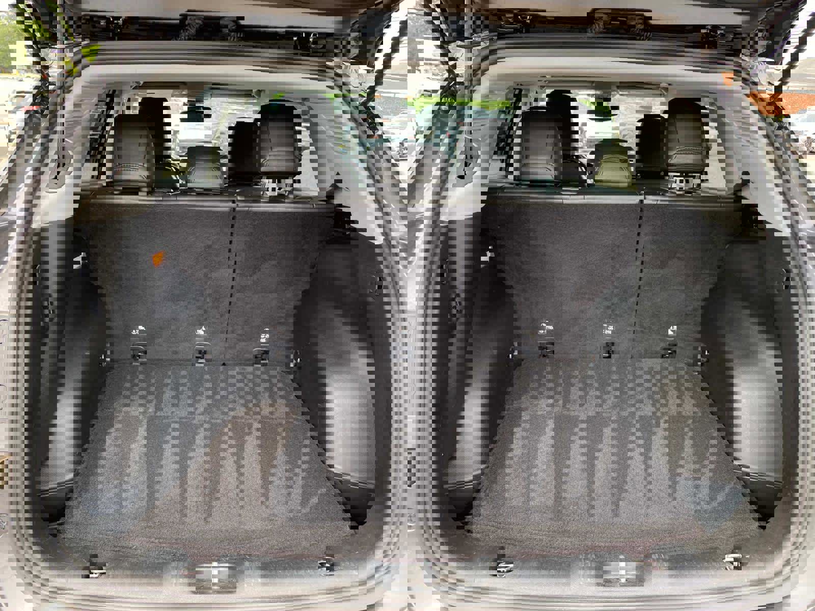 Certified 2022 Jeep Compass Trailhawk w/ Trailhawk Elite Group image 5