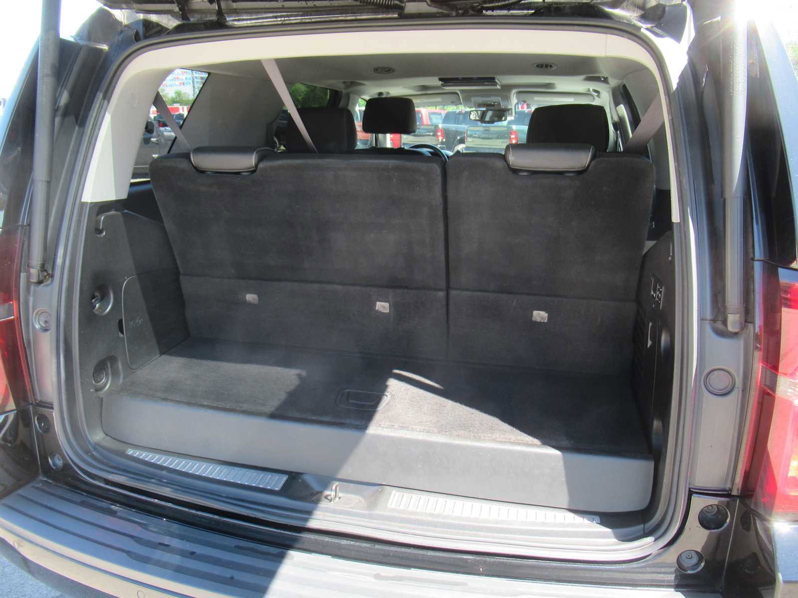 Used 2017 Chevrolet Tahoe LT image 5