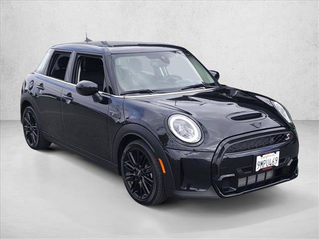 Used 2024 MINI Cooper S FWD image 3