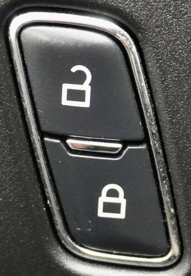 Used 2017 Ford Mustang Coupe image 30