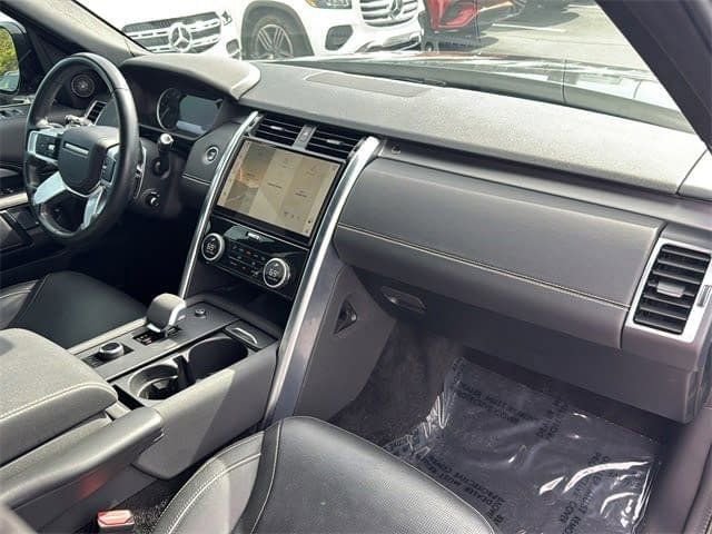 Used 2023 Land Rover Discovery HSE R-Dynamic AWD/4WD image 29