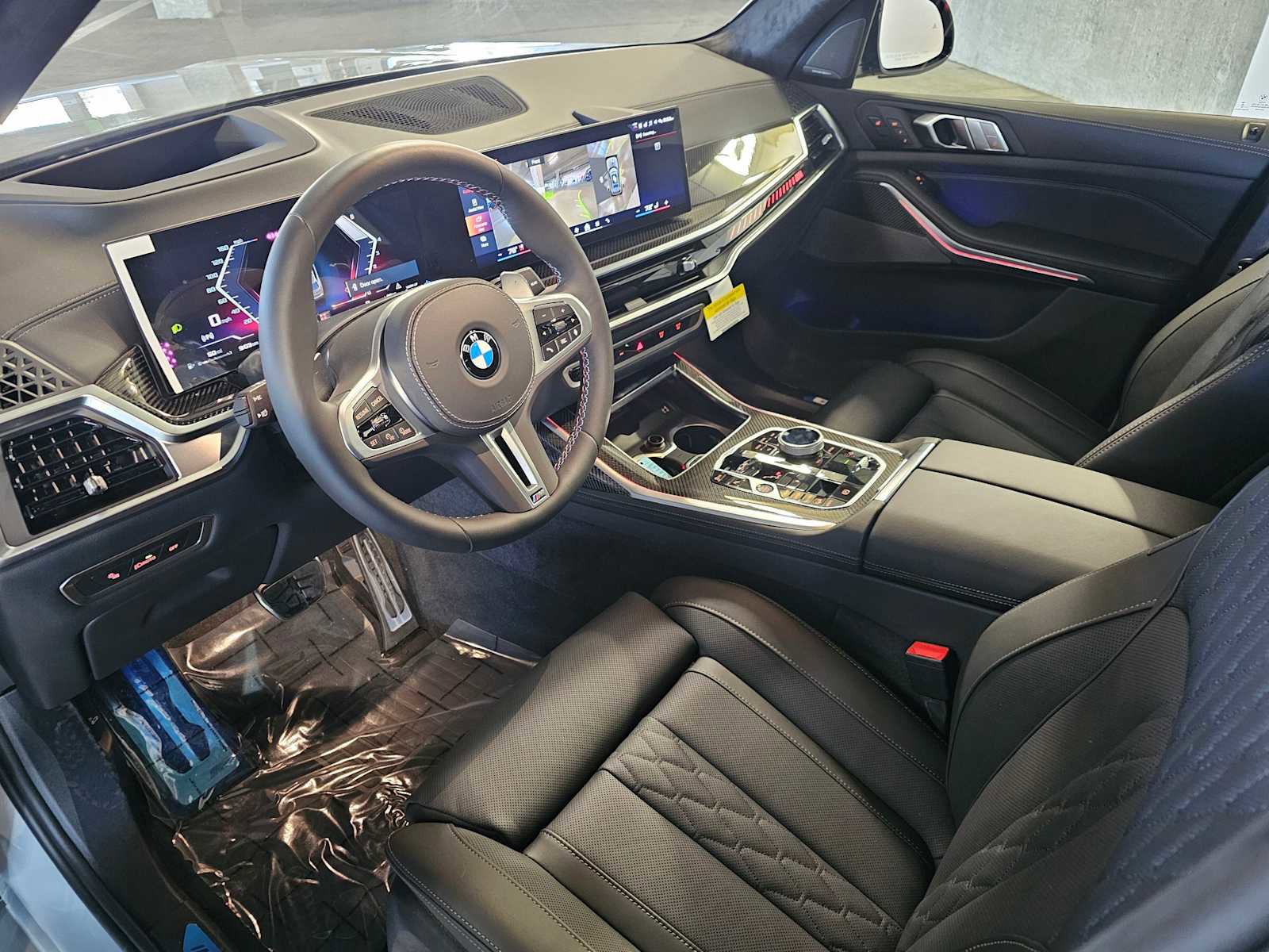 New 2026 BMW X7 M60i image 2